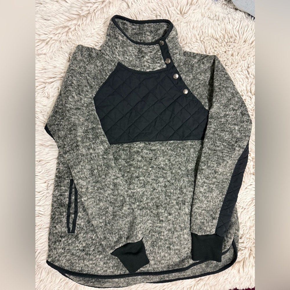 Abercrombiembie Asymmetrical Snap Up Fleece